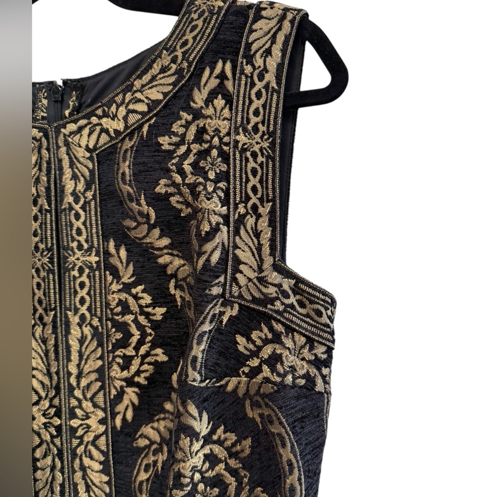 Tadashi Shoji Cindy dress sleeveless, beautiful, gold, black jacquard. Size 10 - Picture 4 of 6